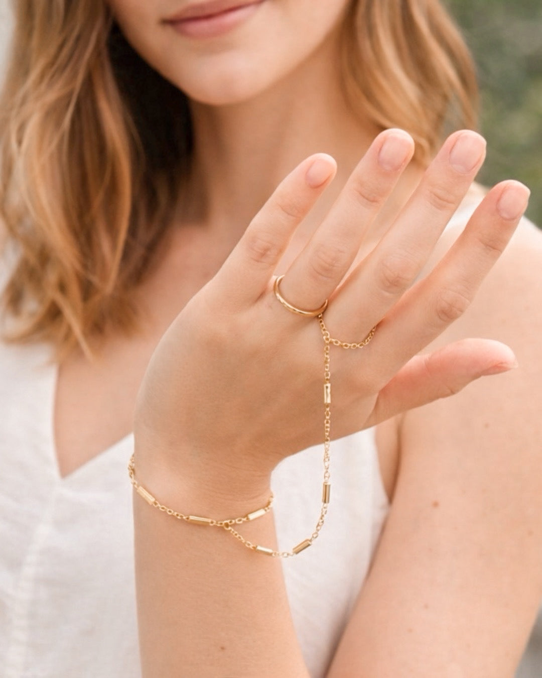 Glamora Handchain
