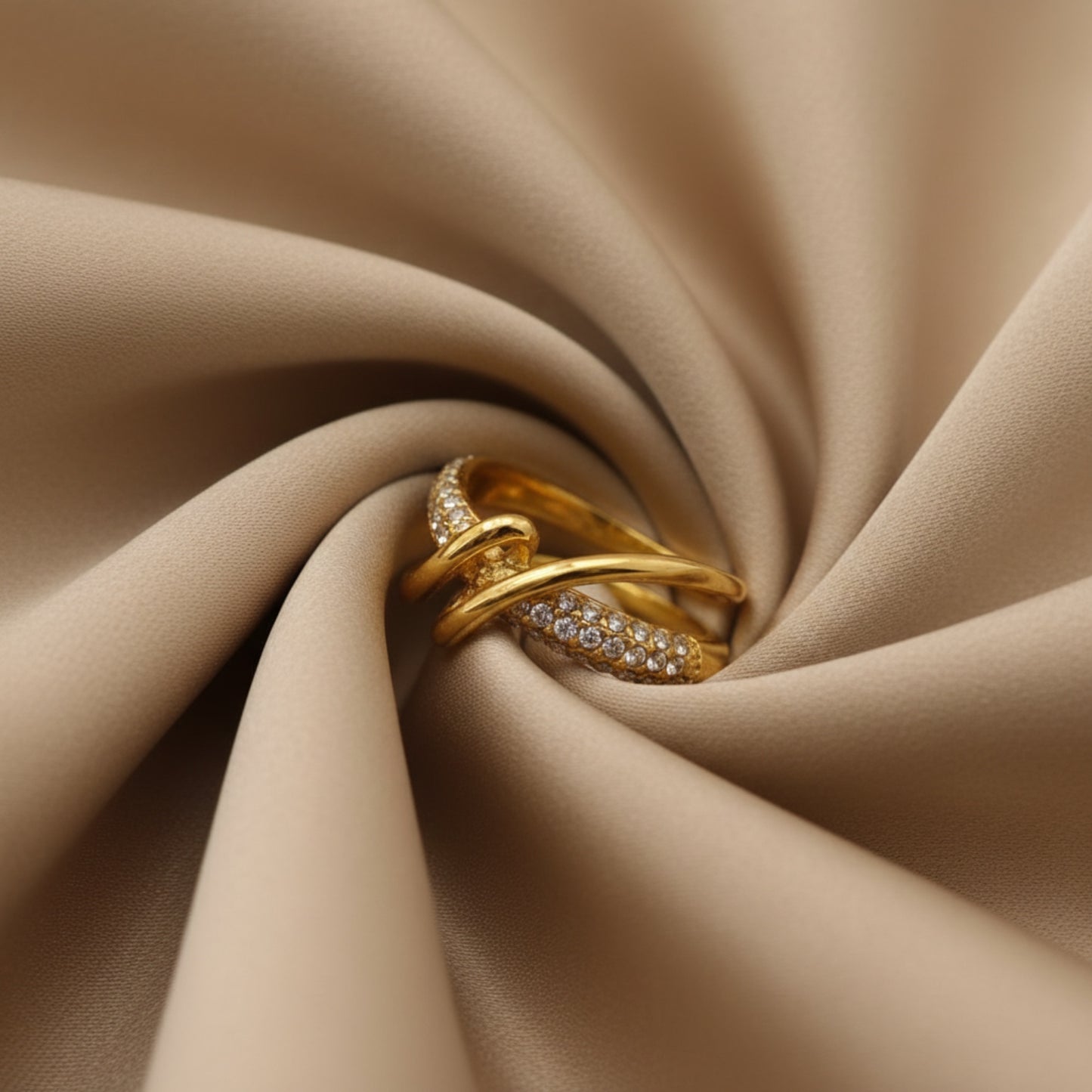 Twist Shine Ring