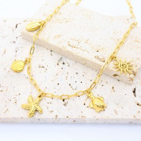 Isla Star Necklace