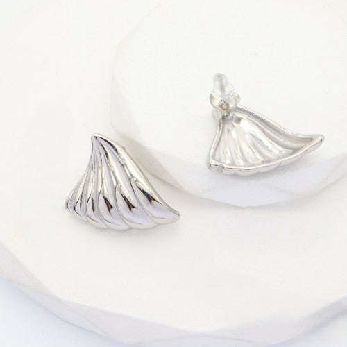Maris Shell Earrings