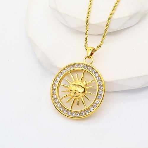Nerina Compass Necklace